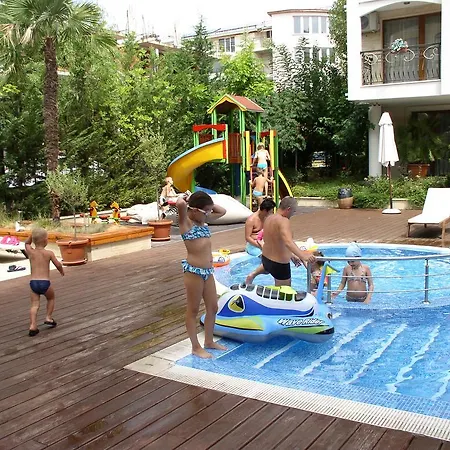 Lvv Palace Apartamento Sunny Beach