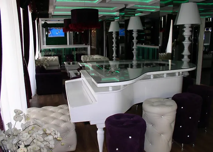 Lvv Palace Apartmán