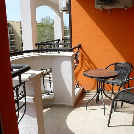 Lvv Palace Солнечный берег